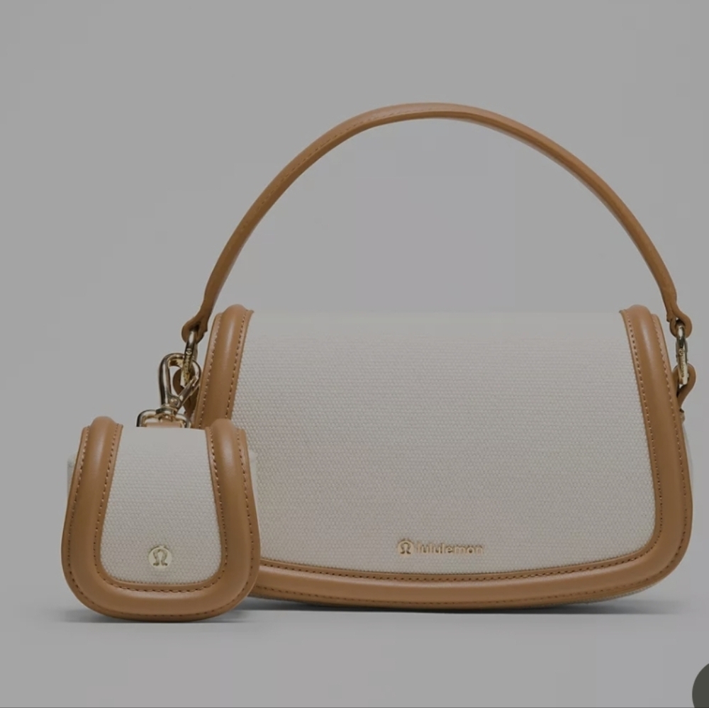 lululemon athletica Tan and Cream Shoulder Bag Set - Picture 2 of 5